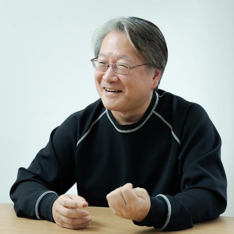小出真佐樹氏